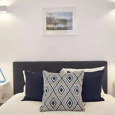 Chiado Blue By Homing Apartment