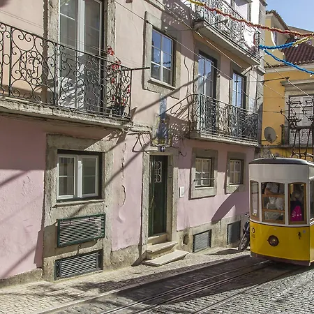 Chiado Blue By Homing Apartment *